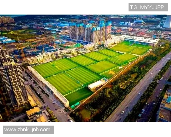 大连足球人才培养新模式探索助力地方足球事业发展与提升